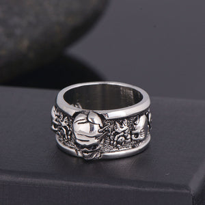 Rock n Roll Skull Ring
