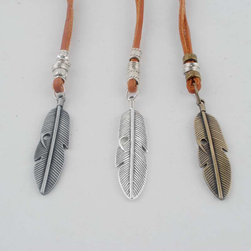 MEN'S ULTRA SEXIEST VINTAGE DESIGN FEATHER NECKLACE