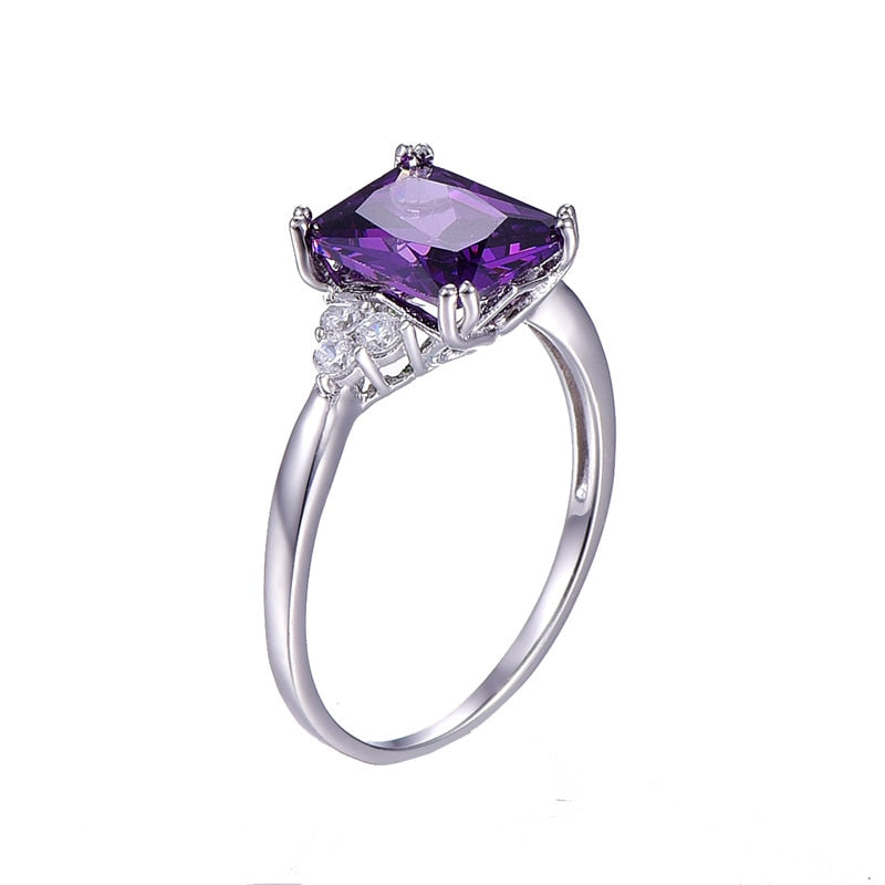 VINTAGE AMETHYST CRYSTAL CUT RING