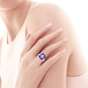 VINTAGE AMETHYST CRYSTAL CUT RING
