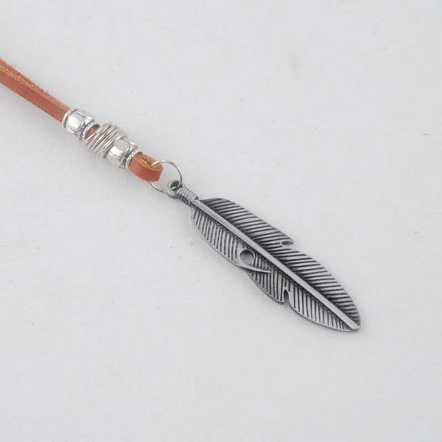 MEN'S ULTRA SEXIEST VINTAGE DESIGN FEATHER NECKLACE