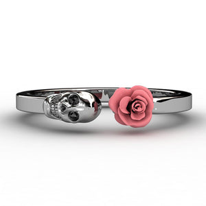 A Tell Tale of a Skulls Love Ring