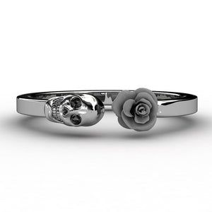 A Tell Tale of a Skulls Love Ring