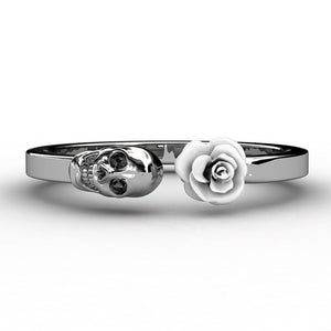 A Tell Tale of a Skulls Love Ring