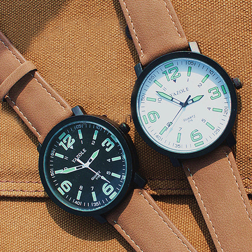 FASHIONABLE LUMINOUS GLOW IN THE DARK WATCH
