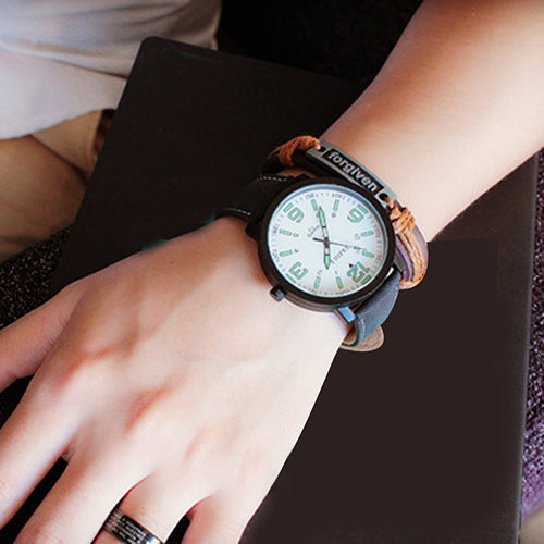 FASHIONABLE LUMINOUS GLOW IN THE DARK WATCH
