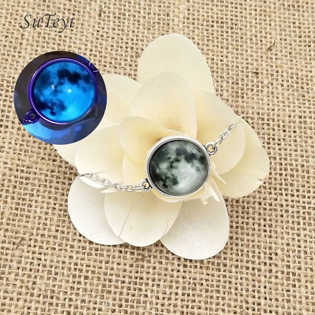 LUMINOUS MOON BRACELET