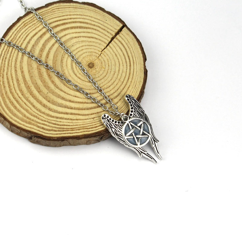 GLOW IN THE DARK ANGEL WINGS NECKLACE