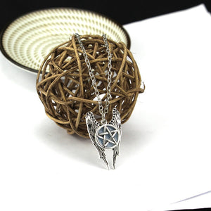 GLOW IN THE DARK ANGEL WINGS NECKLACE