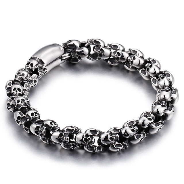 Many SKULLS! Bracelet
