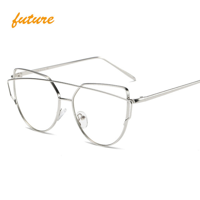 VINTAGE CAT EYE SUNGLASSES