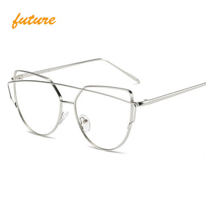 VINTAGE CAT EYE SUNGLASSES