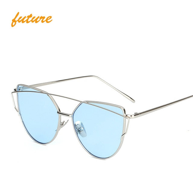 VINTAGE CAT EYE SUNGLASSES