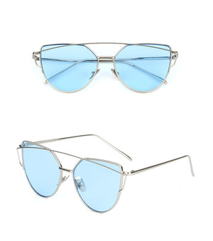 VINTAGE CAT EYE SUNGLASSES