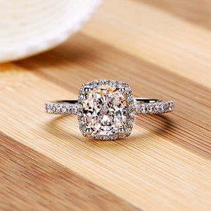 ULTRA BEAUTY RHINESTONE PLATED SILVER RING