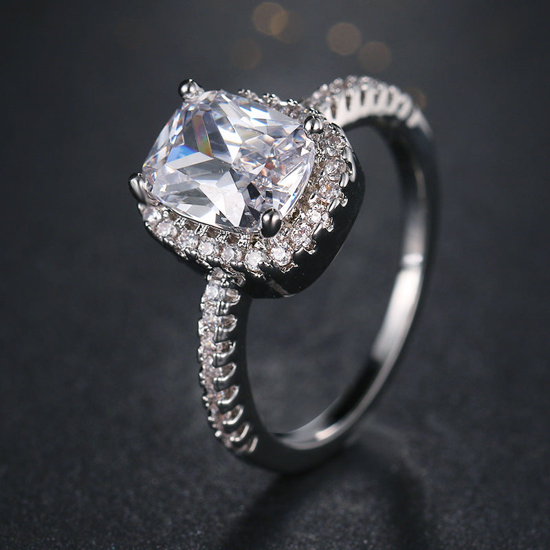 ULTRA BEAUTY RHINESTONE PLATED SILVER RING