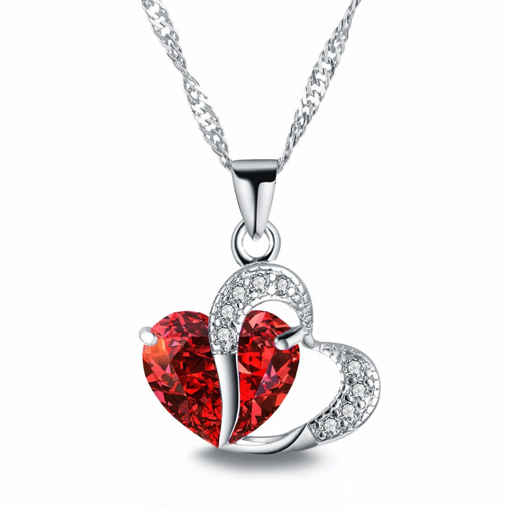 STUNNING CRYSTAL HEART PENDANTS (6 COLORS)